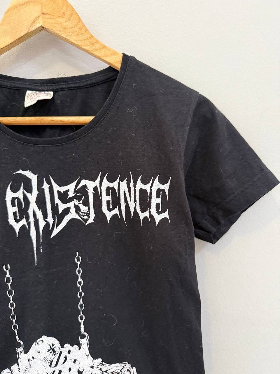 Vintage VINTAGE T-shirt GIRL ROCK SKULL Y2K 90s Size S / US 4 / IT 40 - 2 Thumbnail