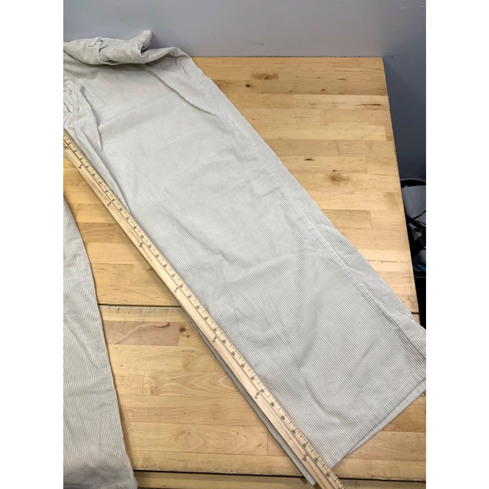 Vintage VINTAGE Solo Corduroy Pants Men 38 Light Beige 90s USA Wide Leg 13038 Size US 38 / EU 54 - 6 Thumbnail