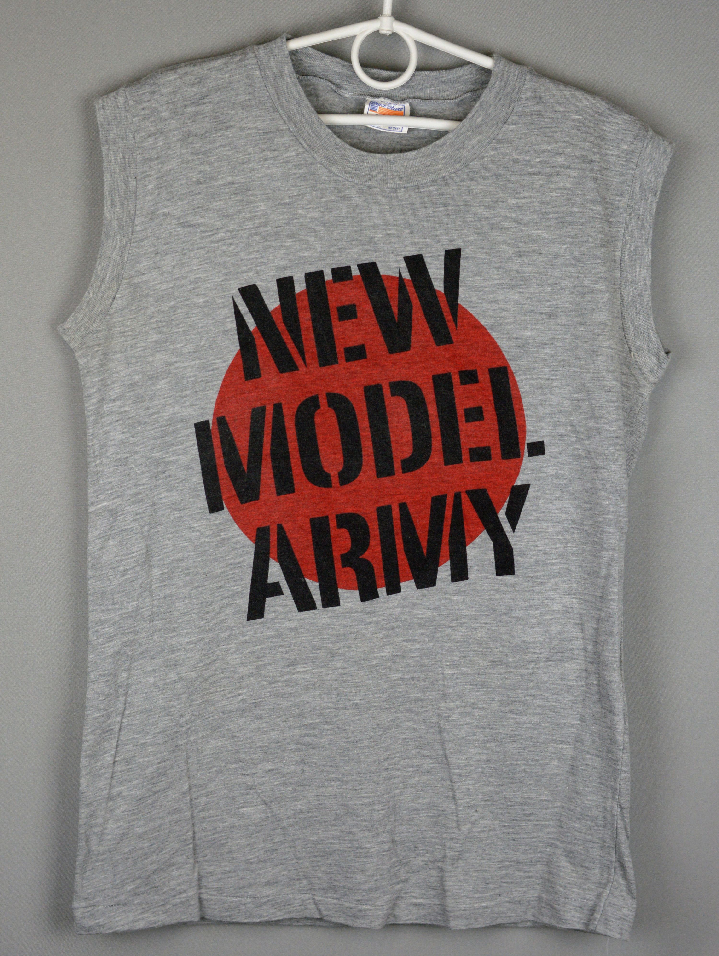 Band Tees × Vintage Vintage New Model Army sleeveless 90s t shirt Size US L / EU 52-54 / 3 - 2 Thumbnail