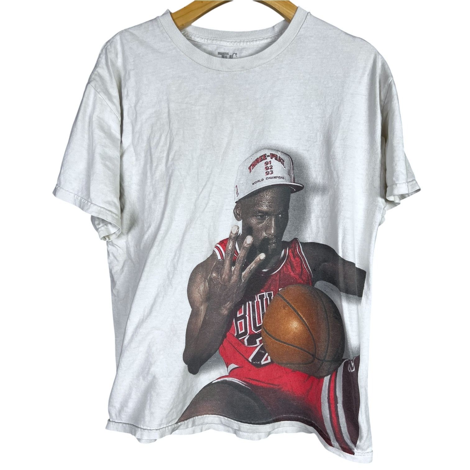 Gildan Men's THC The Holy Couture Michael Jordan White T-Shirt - L Size US L / EU 52-54 / 3 - 1 Thumbnail