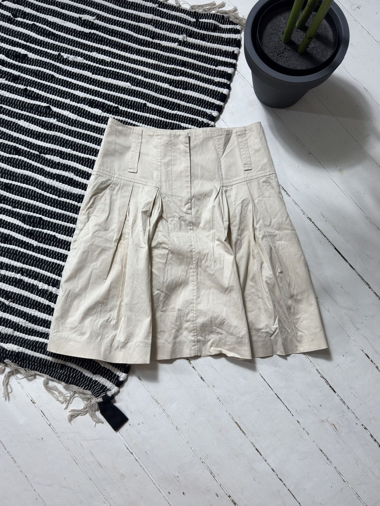 Brunello Cucinelli VINTAGE BRUNELLO CUCINELLI PLEATED SKIRT Size 26" / US 2 / IT 38 - 1 Thumbnail