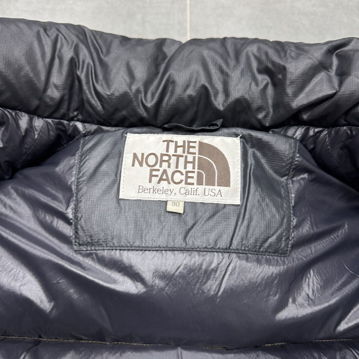 The North Face The North Face 700 Nuptse Alpha Down Jacket Limited Edition Size US S / EU 44-46 / 1 - 13 Thumbnail