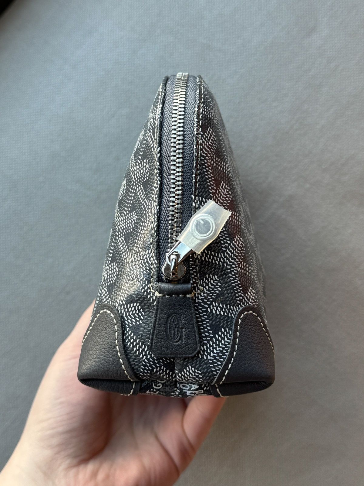 Goyard Goyard Goyardine Trousse A Maquillage Vendome Mini Pouch Size ONE SIZE - 5 Thumbnail