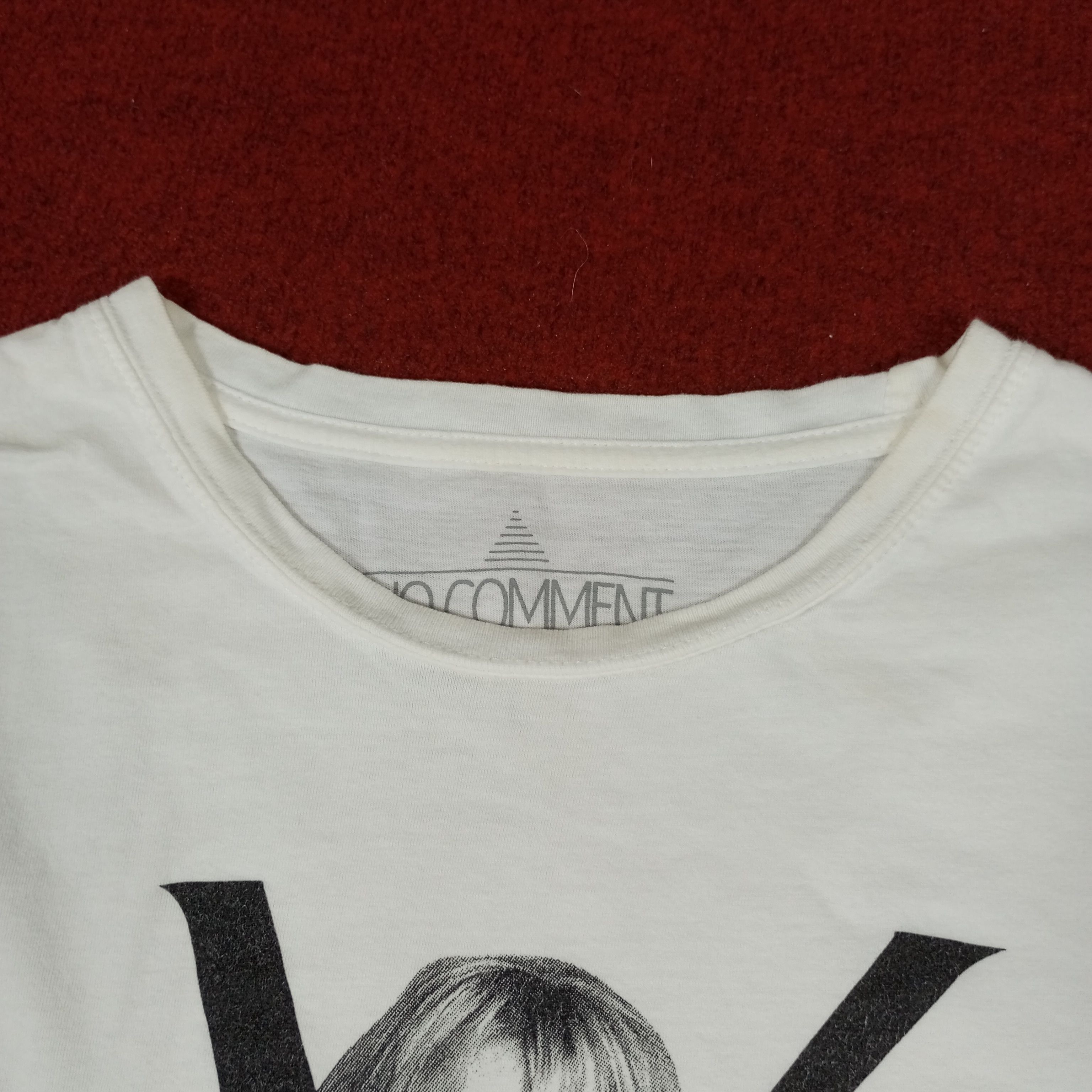 Vintage YSL Logo Design Streetwear Style Tshirt Phototees Size US L / EU 52-54 / 3 - 4 Thumbnail