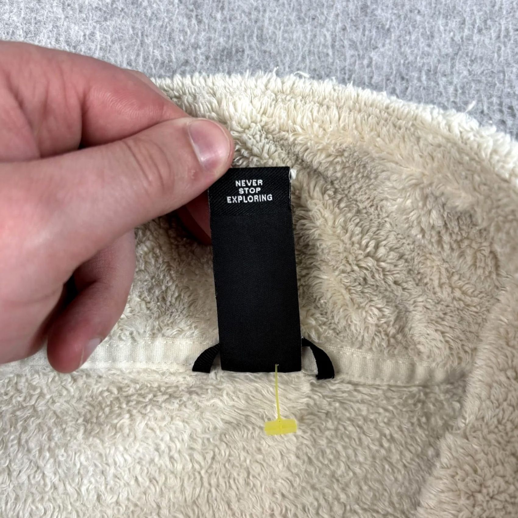 The North Face The North Face Osito Jacket Womens L Beige Fleece Full Zip Outdoor Hiking Size L / US 10 / IT 46 - 4 Thumbnail