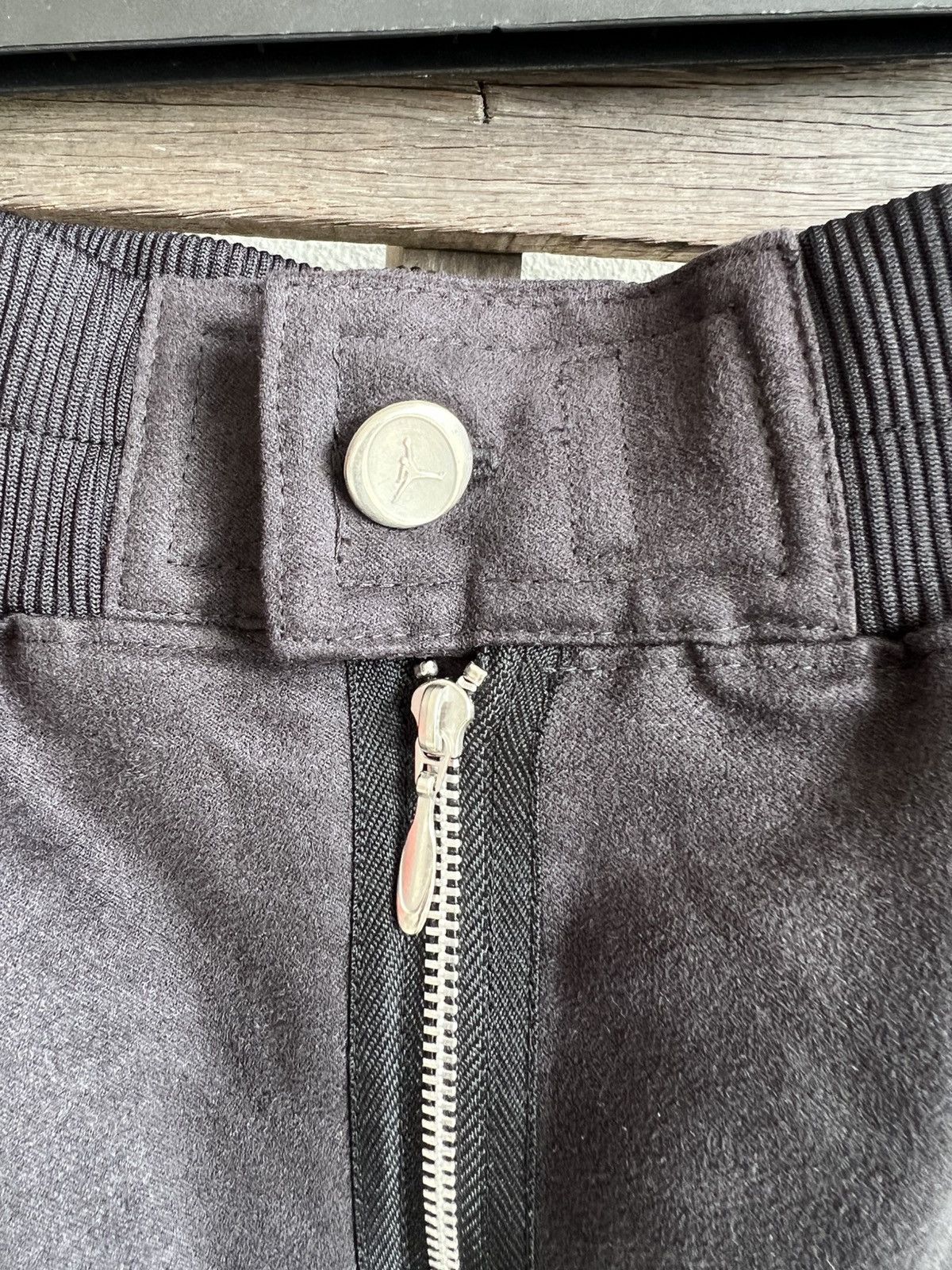 Jordan Brand Vintage Jordan Sweatpants Size US 34 / EU 50 - 5 Thumbnail