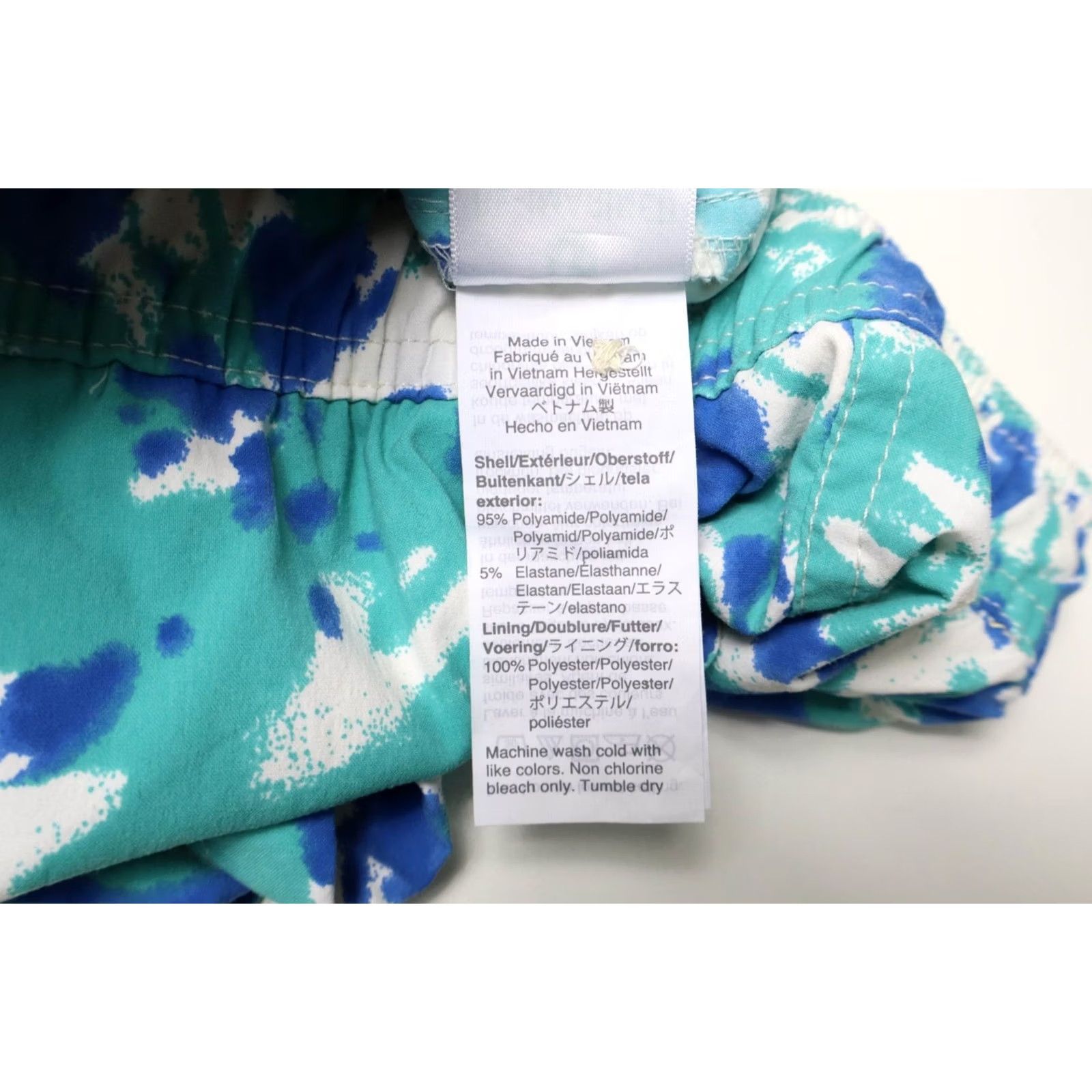 J.Crew J.CREW Original Swimwear Shorts Men's MEDIUM Drawstring Lined Tie-Dye Blue Pattern Slim Pockets 6in Inseam Tie-Dye Size US 31 - 7 Thumbnail