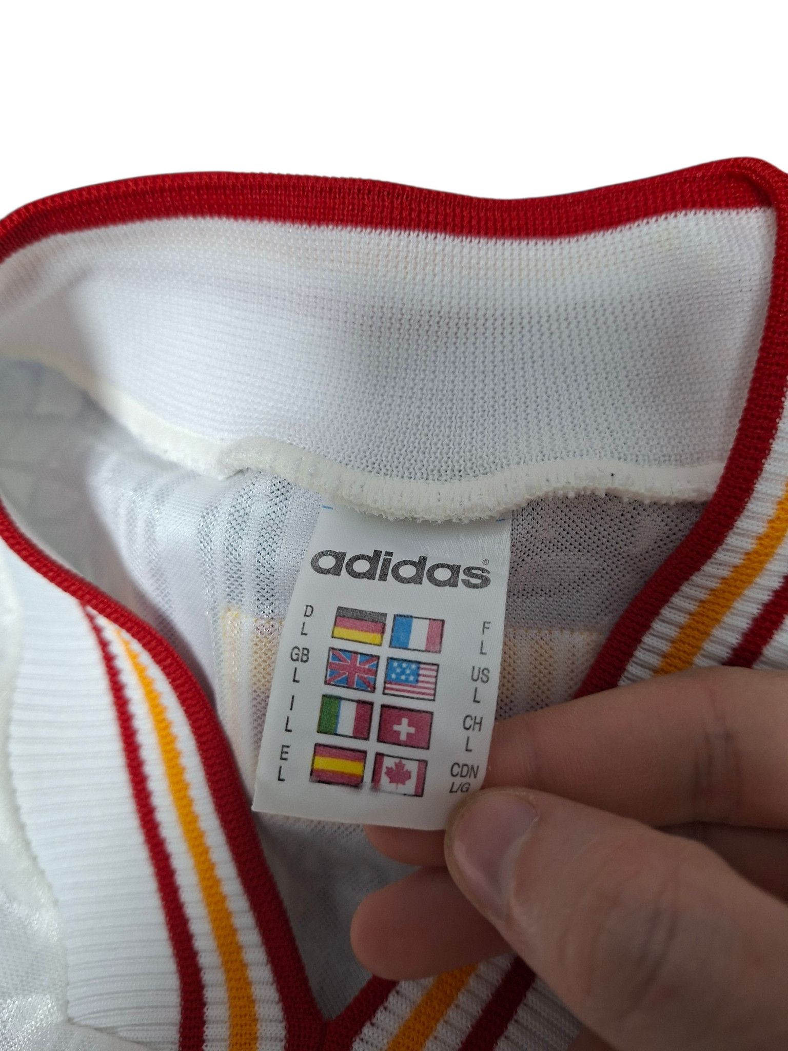 Adidas SPAIN ADIDAS VINTAGE 1994 MADE IN SPAIN SOCCER JERSEY Size US L / EU 52-54 / 3 - 6 Thumbnail