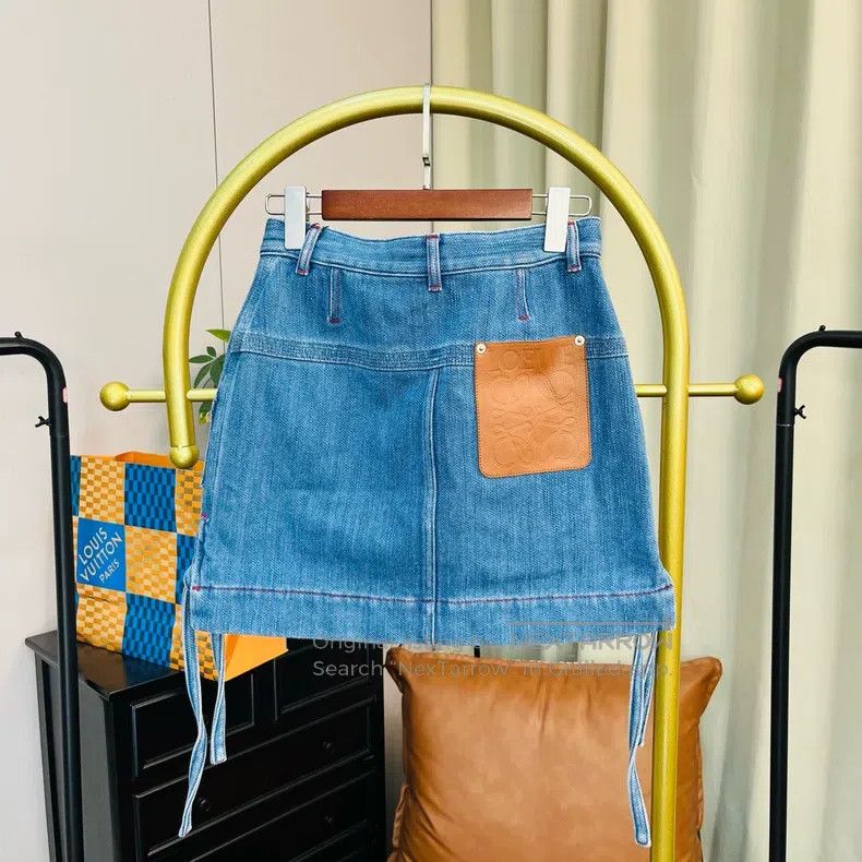 Loewe Loewe Back Leather Label Denim Skirt Size 42" / US 20 - 2 Thumbnail
