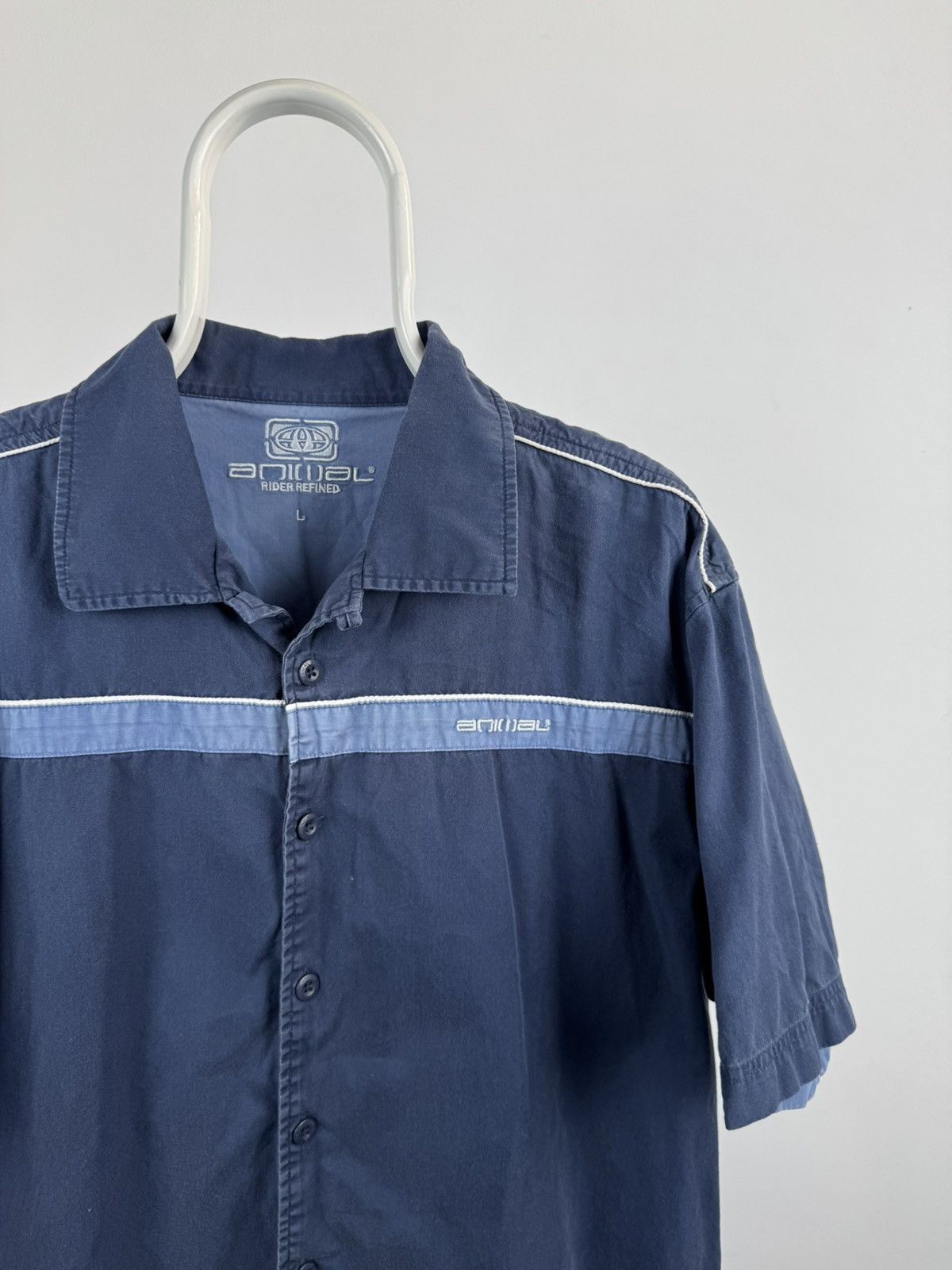 Vintage Vintage Animal Surfwear Short Sleeve Shirt Size US L / EU 52-54 / 3 - 2 Thumbnail