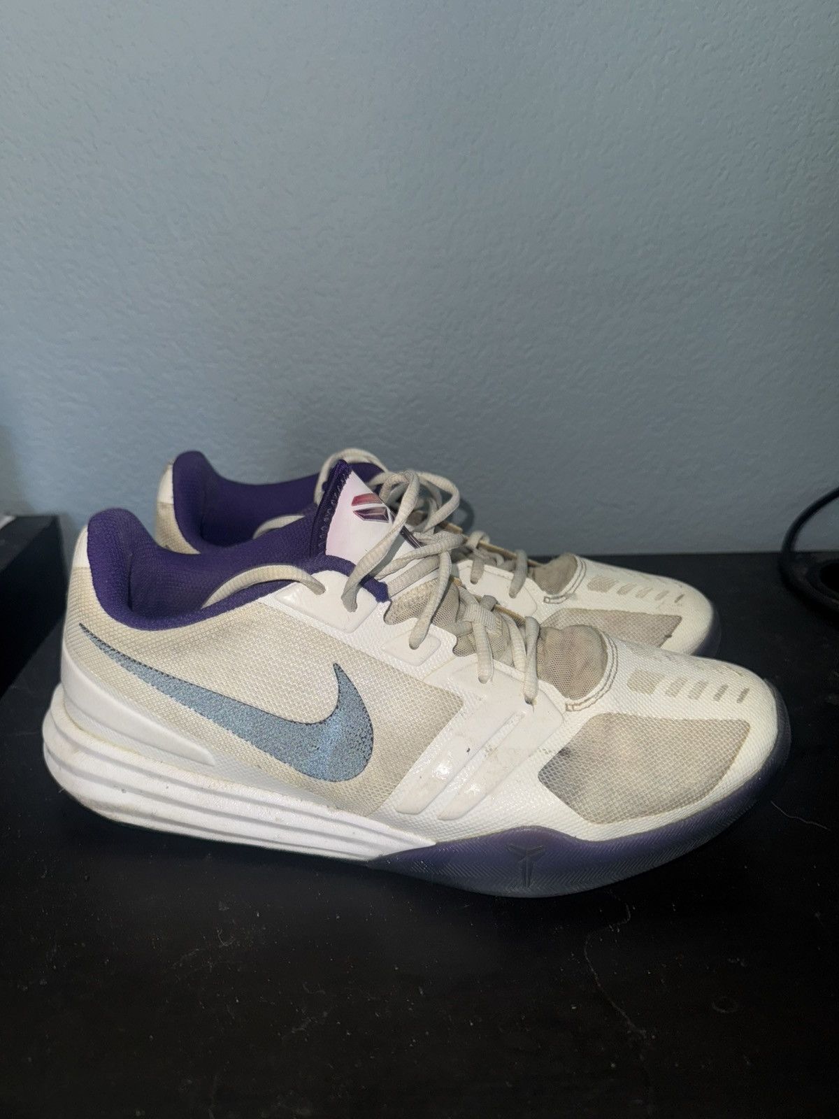 Nike Nike Kobe Mentality 2 Rare Basketball Shoes Size 10.5 Size US 10.5 / EU 43-44 - 1 Thumbnail