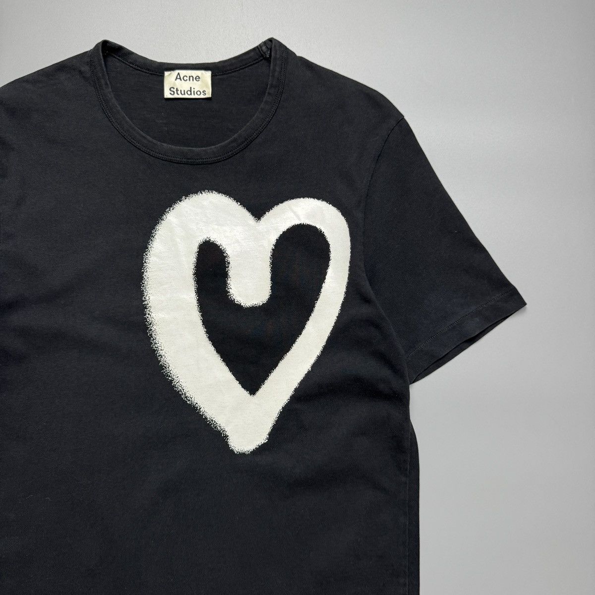 Acne Studios Acne Studios - Heart Paint Boxy Fit Tshirt Size S / US 4 / IT 40 - 4 Thumbnail