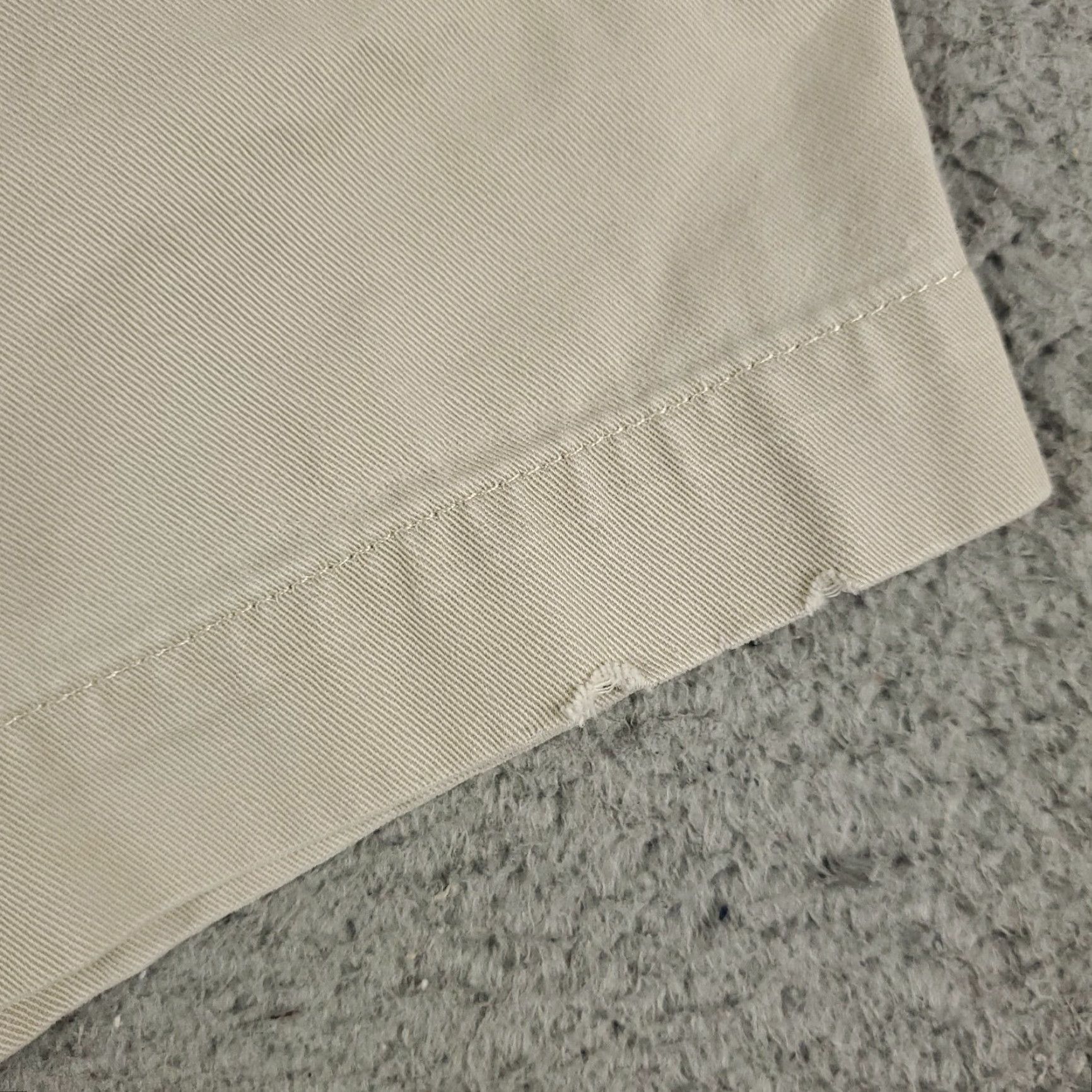 Ralph Lauren Ralph Lauren Chino Shorts Mens Size 42 Beige Cotton Pleated Slash Pockets Regular Fit Mens Size US 42 / EU 58 - 7 Thumbnail