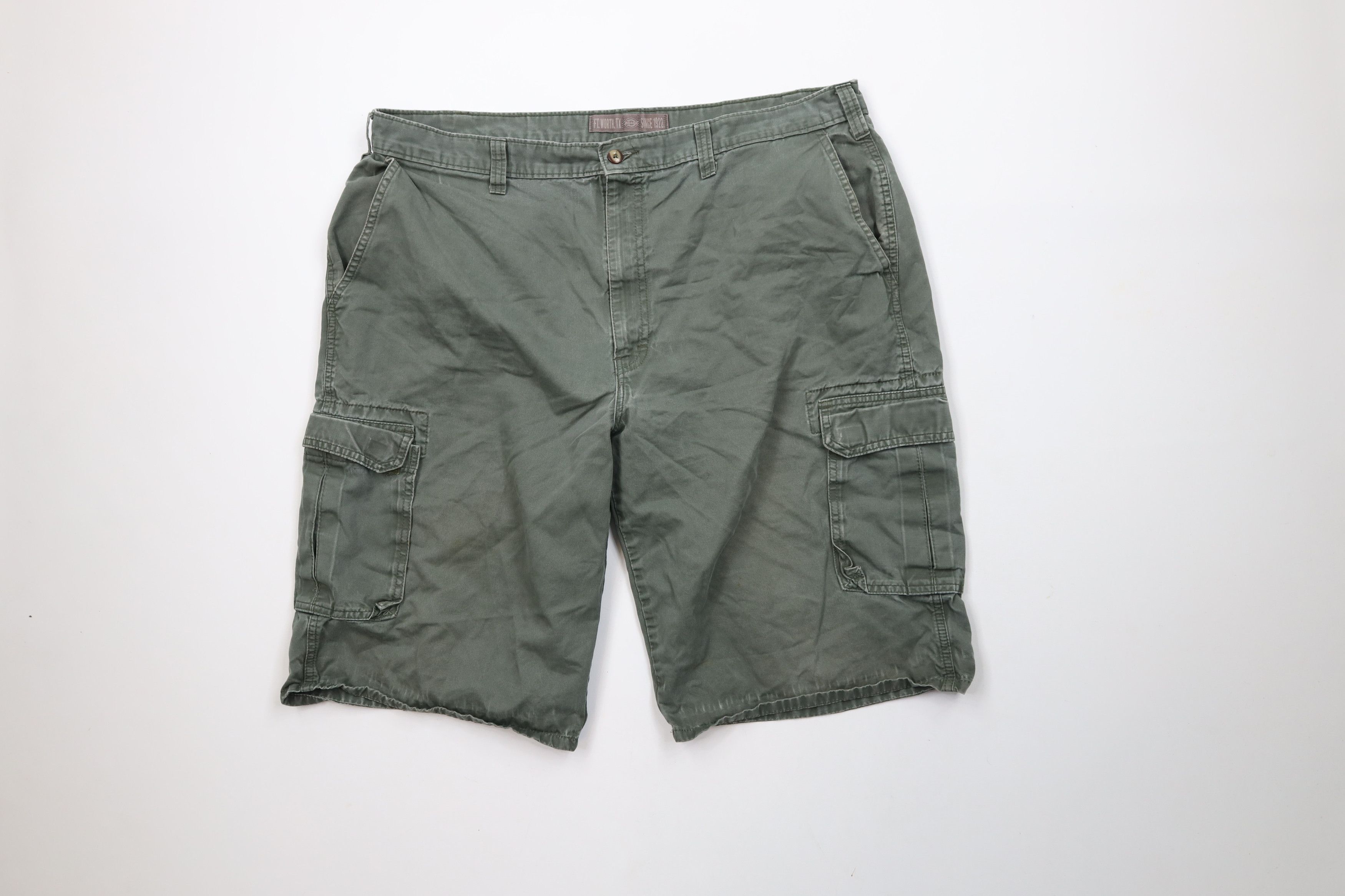Dickies × Vintage Vintage Dickies Relaxed Fit Cargo Shorts Green Cotton Size US 40 / EU 56 - 1 Thumbnail