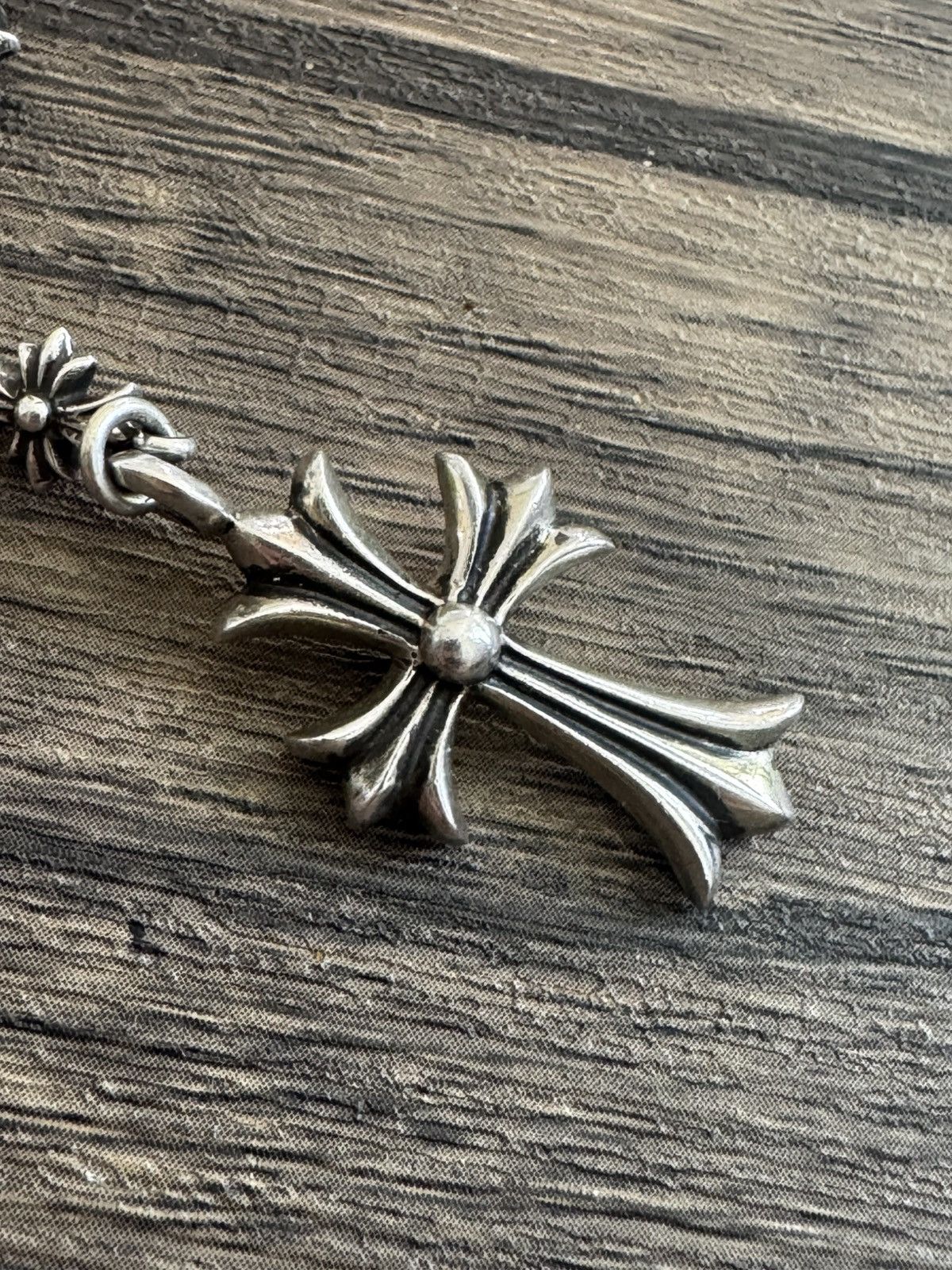 Chrome Hearts Chrome hearts tiny E rosary choke chain Size ONE SIZE - 6 Thumbnail