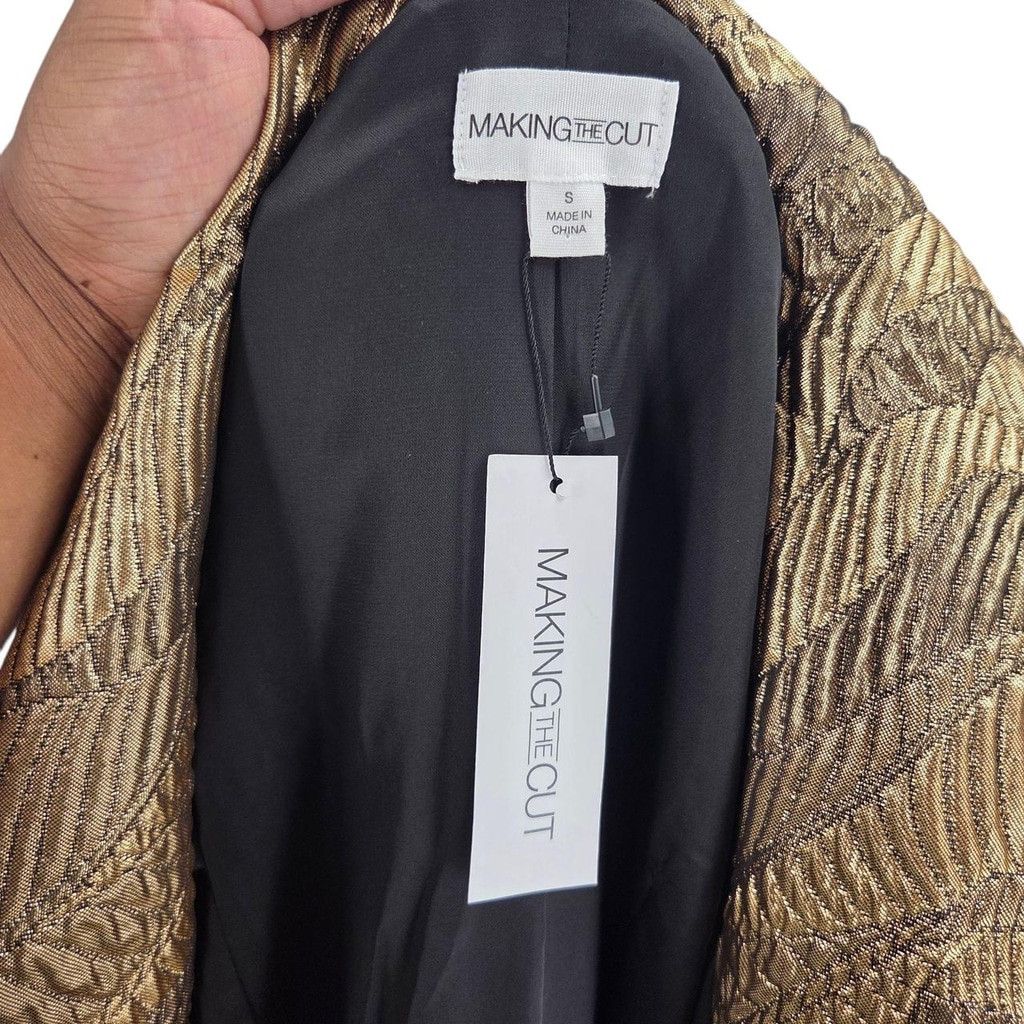 The Unbranded Brand MAKING THE CUT Women's Metallic Jaquard Coat & Scarf Size XS / US 0-2 / IT 36-38 - 5 Thumbnail