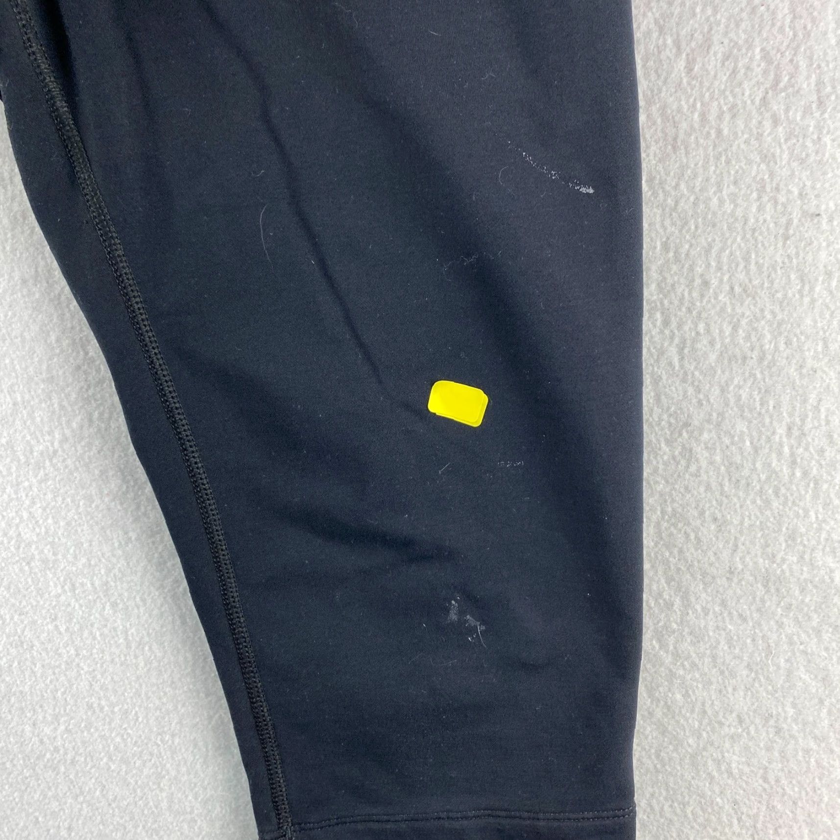 Vintage REI Capri Pants Womens 24 Black Stretch Crop Pull-On Elastic Waist Yoga Pants Size 42" / US 20 - 2 Thumbnail