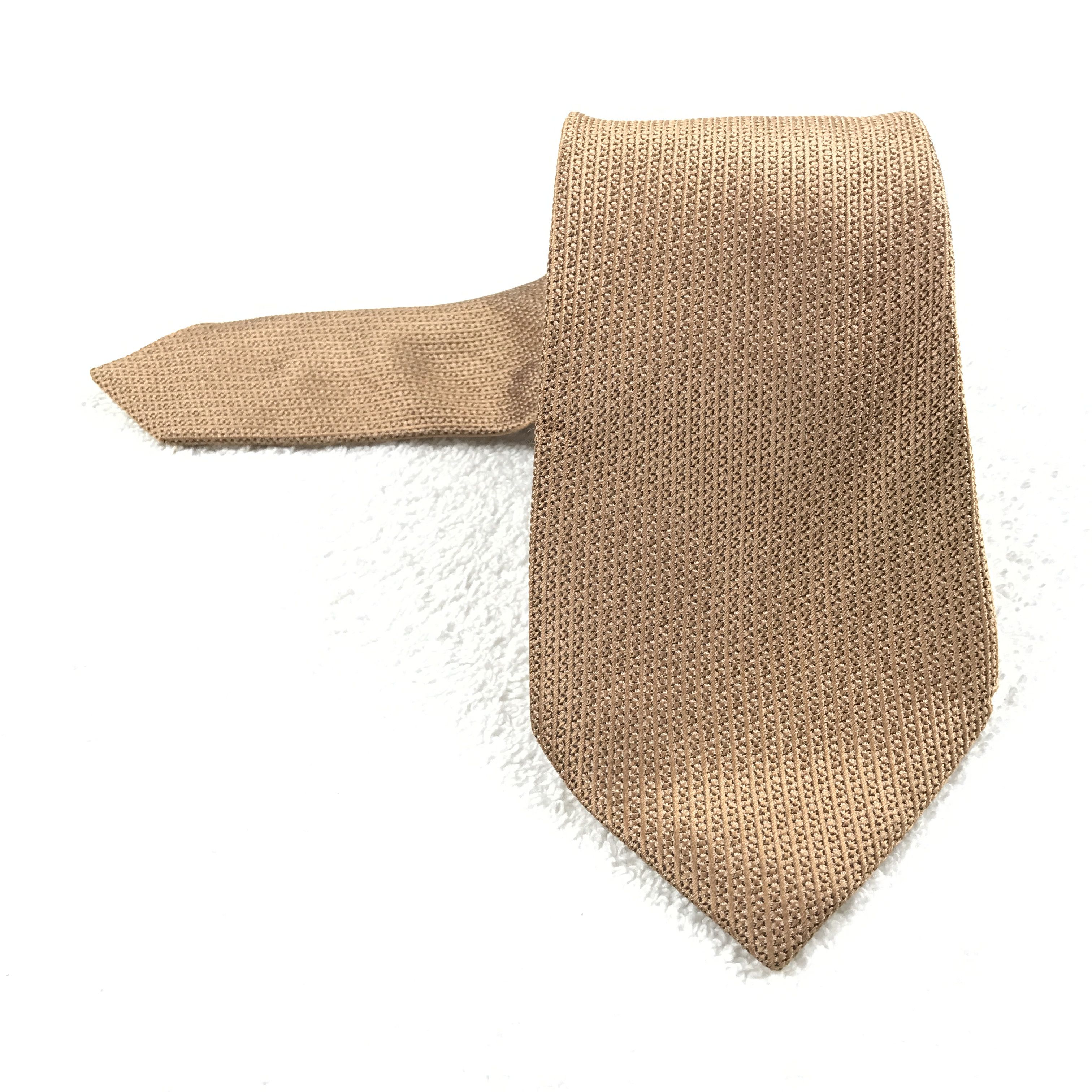 Giorgio Armani × Vintage Vintage Giorgio Armani Silk Necktie Size ONE SIZE - 1 Thumbnail
