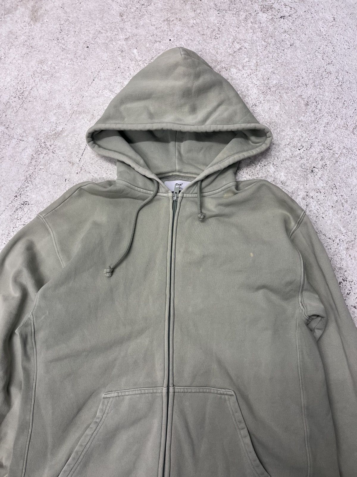 Aritzia Sage green aritzia zip-up hoodie Size L / US 10 / IT 46 - 1 Thumbnail