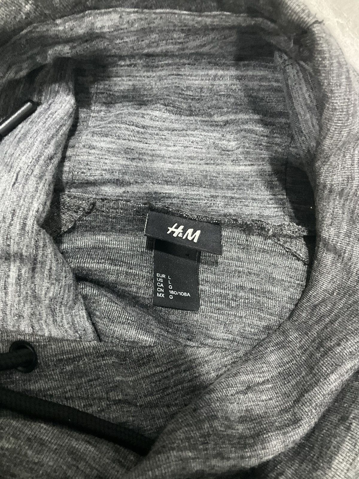 Designer × H&M Chimney Collar Sweatshirt Size US L / EU 52-54 / 3 - 5 Thumbnail