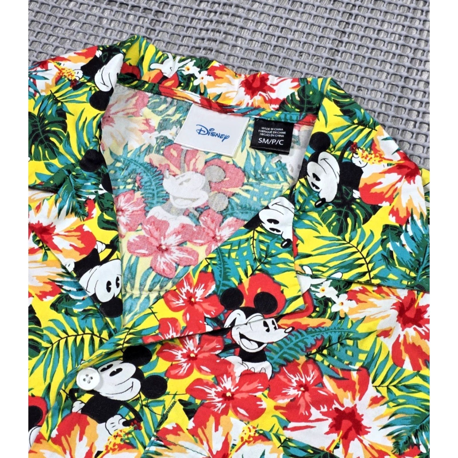 Disney Mickey Disney Mens Hawaiian Shirt S Floral Multicolor Tropical Camp Safari Size US S / EU 44-46 / 1 - 5 Thumbnail