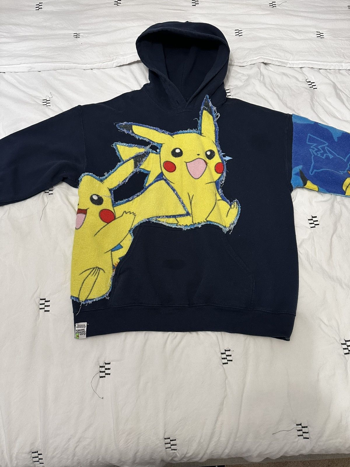 Other Pokemon Pikachu custom made hoodie. Size US M / EU 48-50 / 2 - 1 Thumbnail