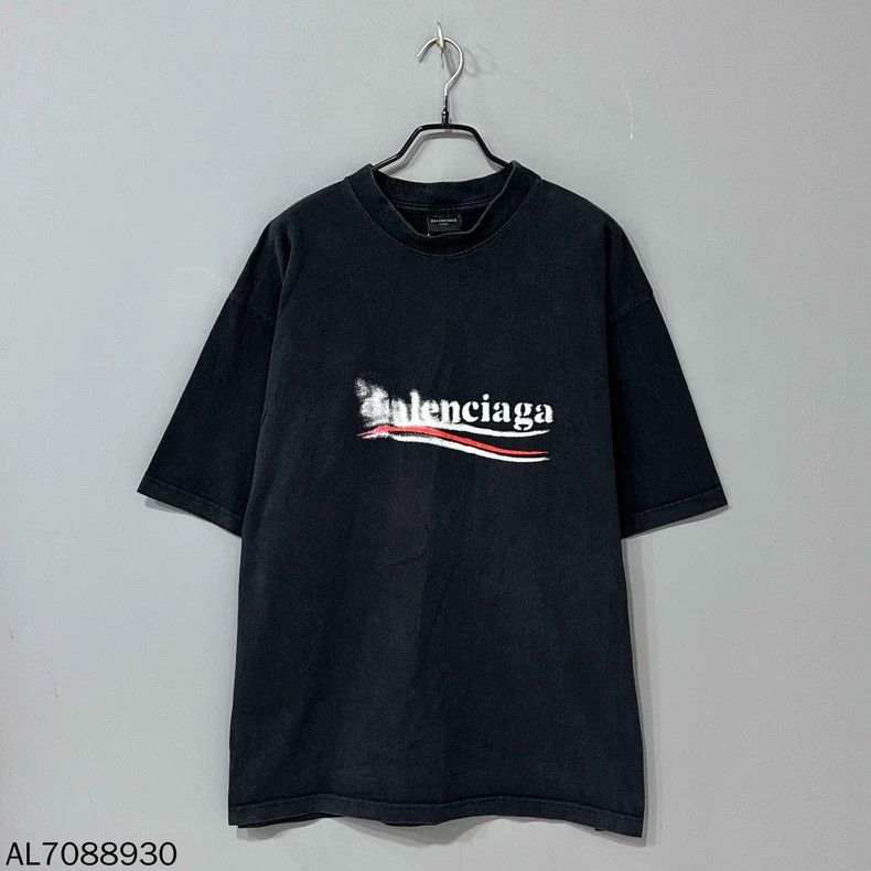 Balenciaga Balenciaga Fuzzy Cola Short Sleeve 2501-Nextarrow Size US L / EU 52-54 / 3 - 1 Thumbnail