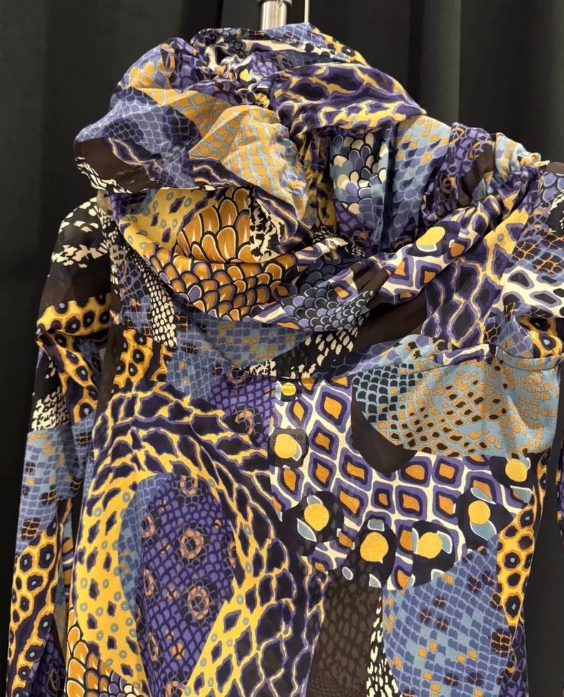 Versace Versace 90s silk high collar and long sleeves Size XS / US 0-2 / IT 36-38 - 4 Thumbnail