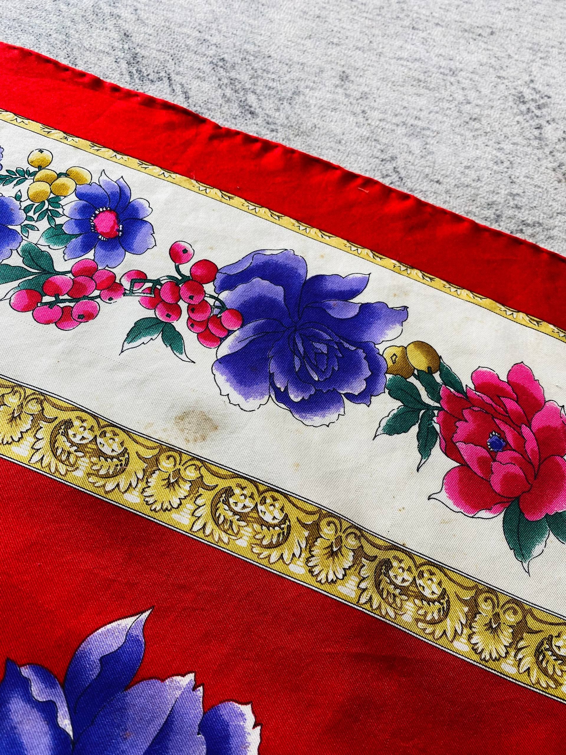 Gucci Vintage Gucci Floral Silk Scarf Size ONE SIZE - 10 Thumbnail