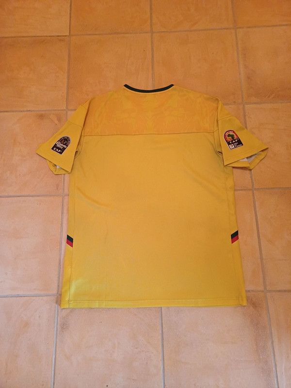 Le Coq Sportif Cameroon 2019 Africa Cup away shirt Size US XL / EU 56 / 4 - 5 Thumbnail