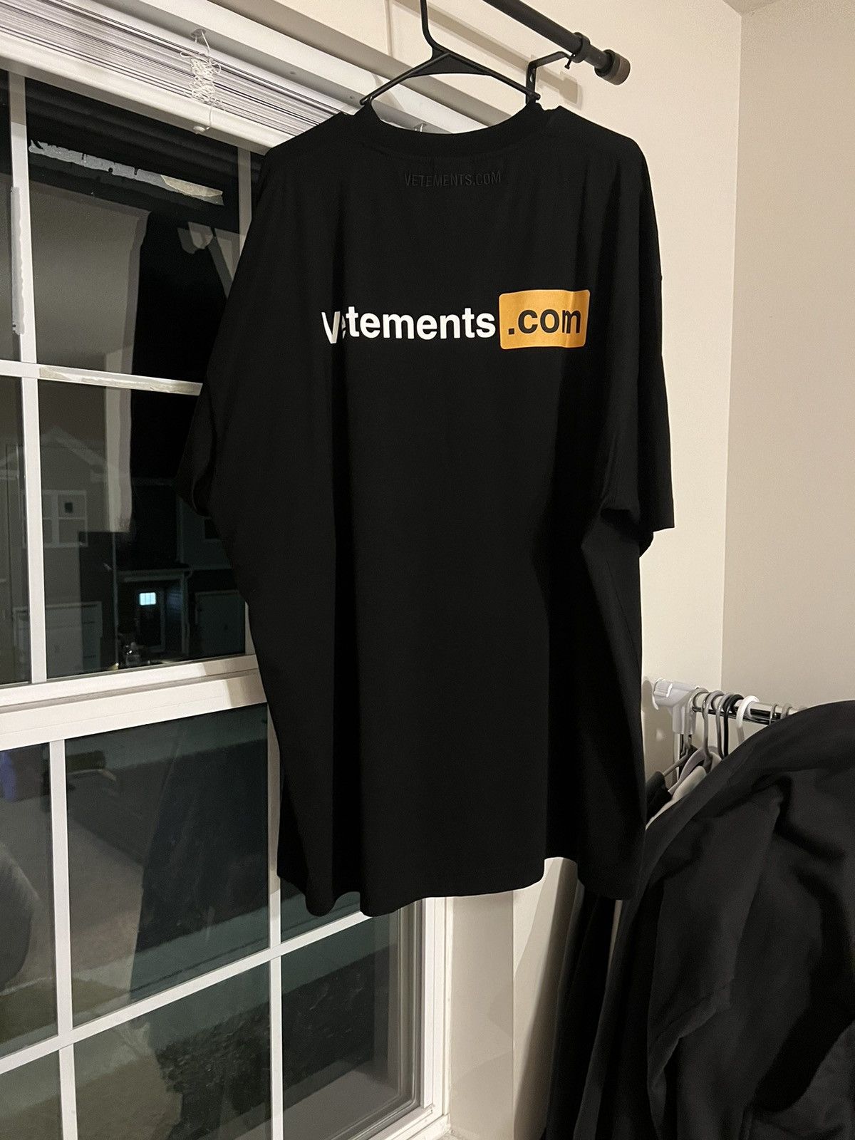 Vetements Vetements XXX.com Hub T Shirt Size US XL / EU 56 / 4 - 2 Thumbnail