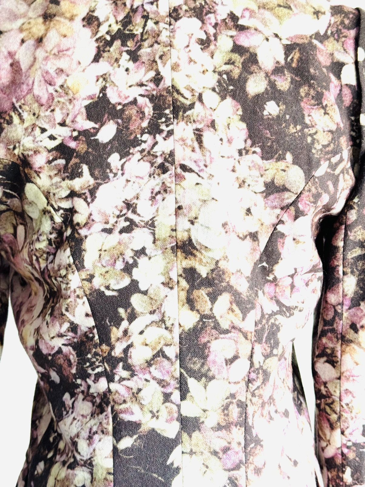 Ann Demeulemeester Fall 2008 Ann Demeulemeester Floral blazer w/ ruffle detail Size XS / US 0-2 / IT 36-38 - 9 Thumbnail