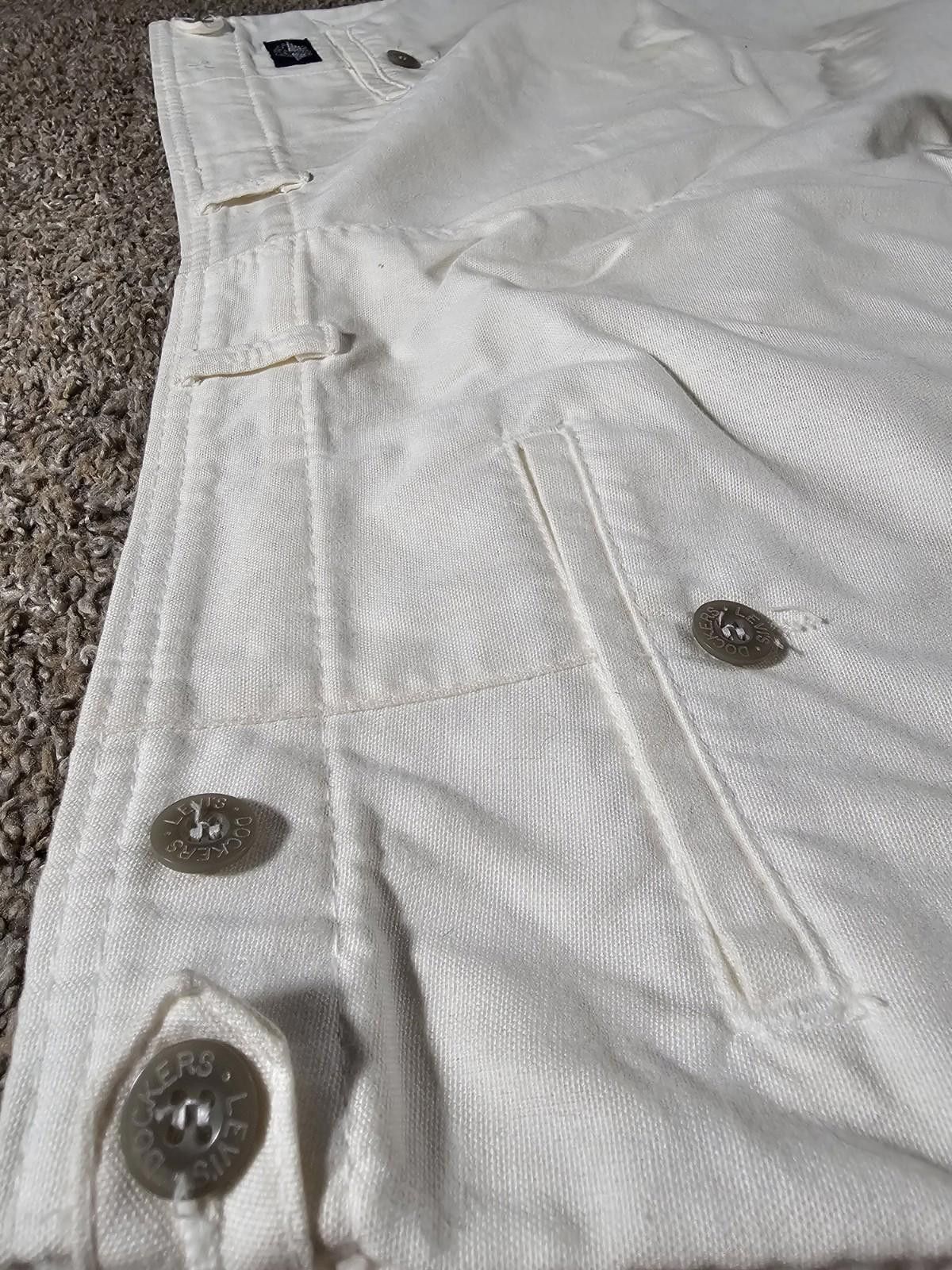 Dockers Dockers Levi’s Classic Fit Pants 42x30 Various Small Stains Size US 42 / EU 58 - 11 Thumbnail