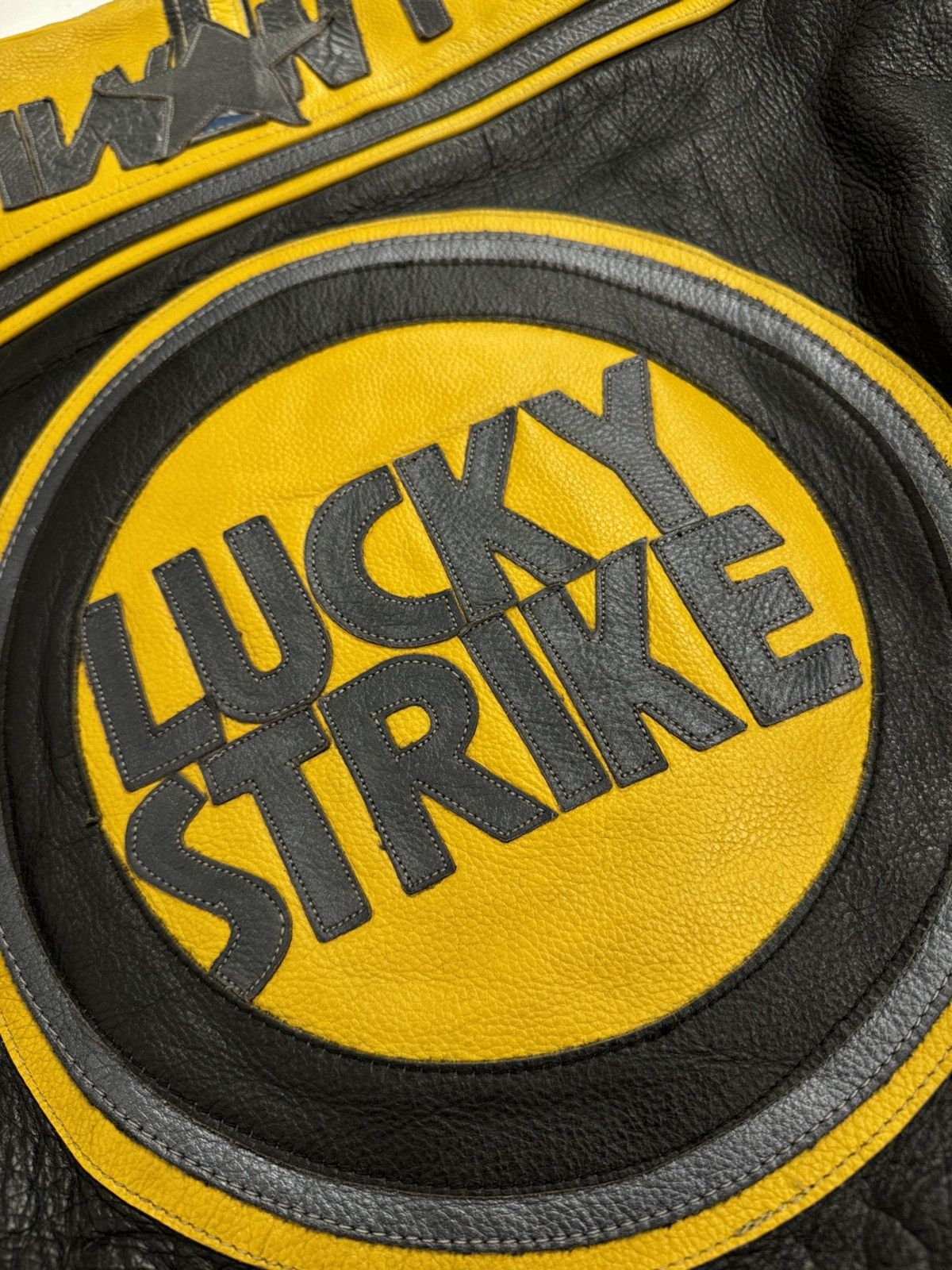 Vintage Vintage Lucky Strike Racing Leather Jacket Size US L / EU 52-54 / 3 - 14 Thumbnail
