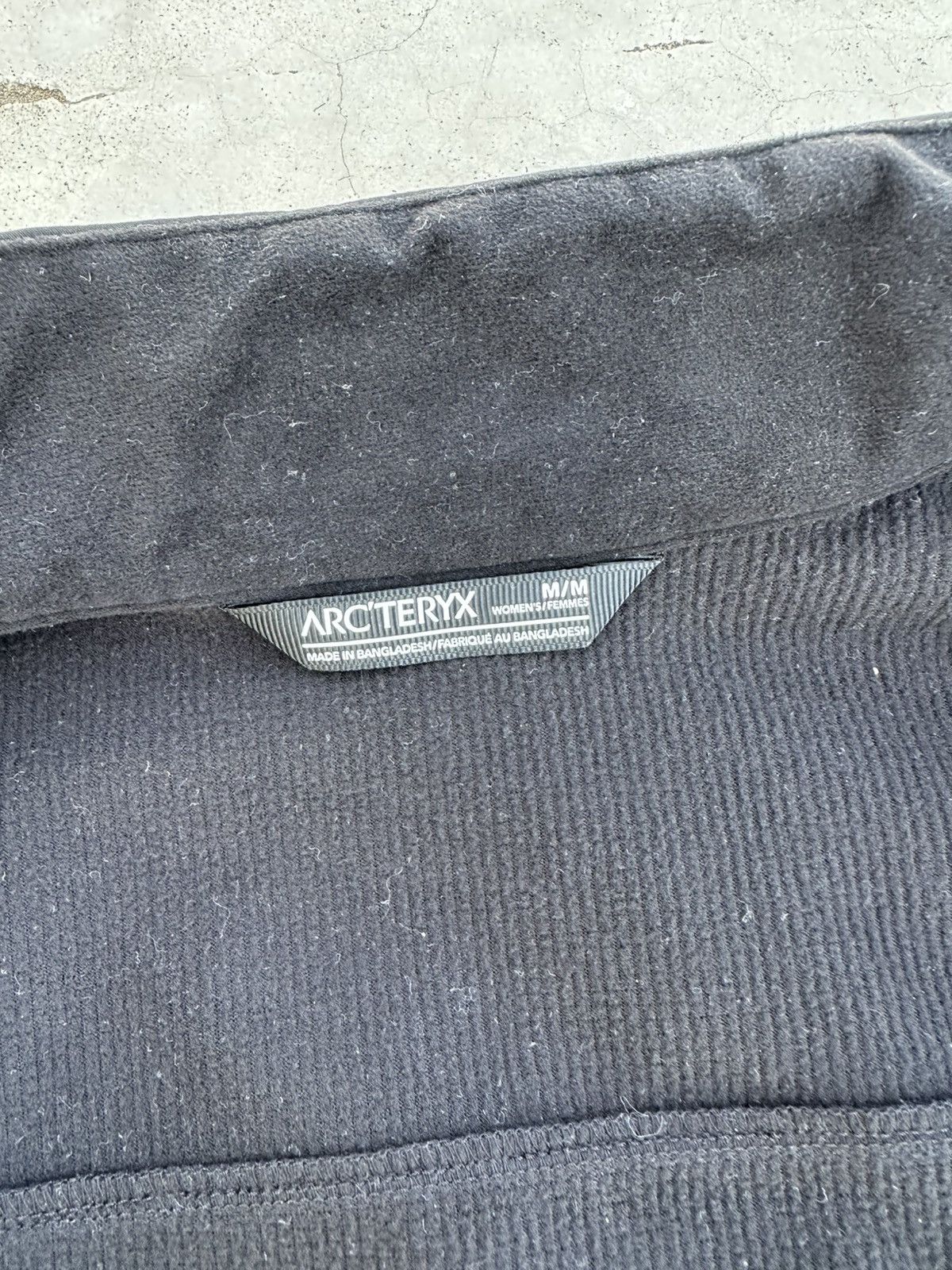 Arc'teryx Arc’teryx Epsilon LT Jacket Women’s (Medium) Size M / US 6-8 / IT 42-44 - 6 Thumbnail
