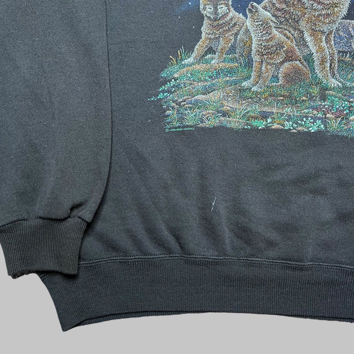 Vintage 80s Wolf Pack Howling Under Moon Nature Pullover Sweatshirt Size US XL / EU 56 / 4 - 16 Thumbnail