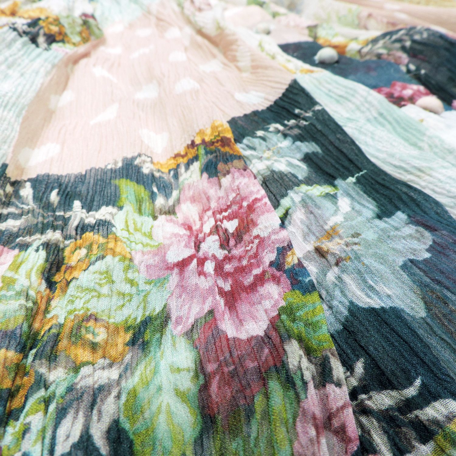 Zimmermann ZIMMERMANN PATCHWORK FLORAL PRINT SILK BLOUSE Size XS / US 0-2 / IT 36-38 - 8 Thumbnail