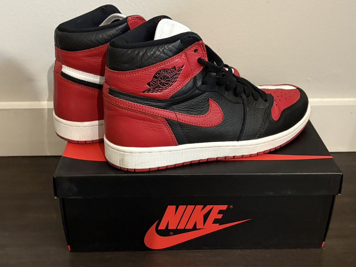 Nike Jordan 1 Retro High Homage To Home Size US 9 / EU 42 - 3 Thumbnail