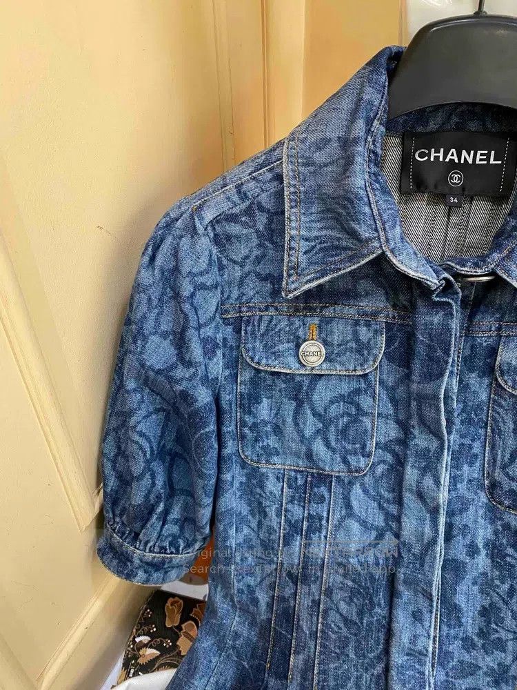 Chanel Chanel 16-year-old blue denim printed jacket Size XXS / US 00 / IT 34 - 2 Thumbnail