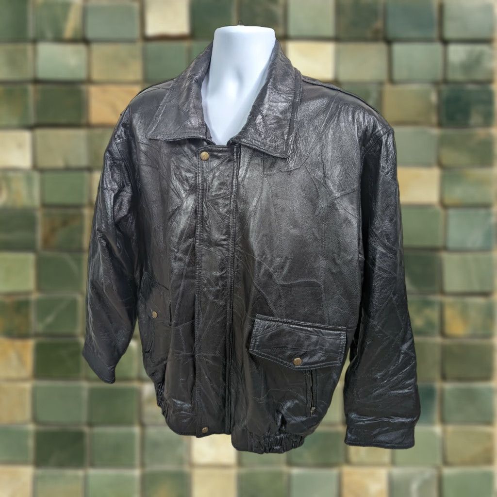 Vintage VINTAGE 80s Men’s XL Black Leather Patchwork Jacket Bomber Aviator Flight Coat Biker Quilted Mens Jacket Size US XL / EU 56 / 4 - 1 Thumbnail
