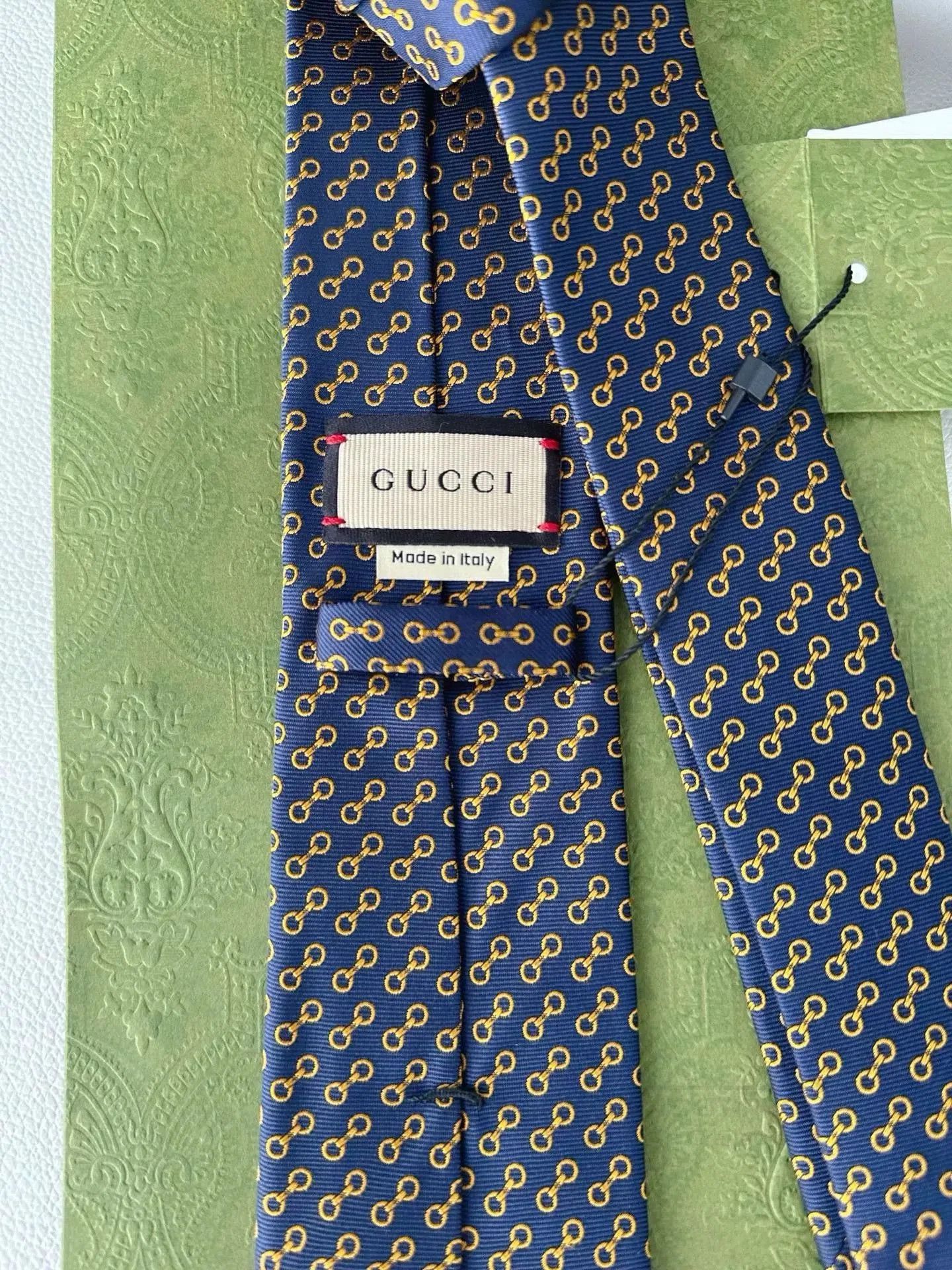 Gucci Gucci Gold Horsebit Silk Tie. Size ONE SIZE - 4 Thumbnail