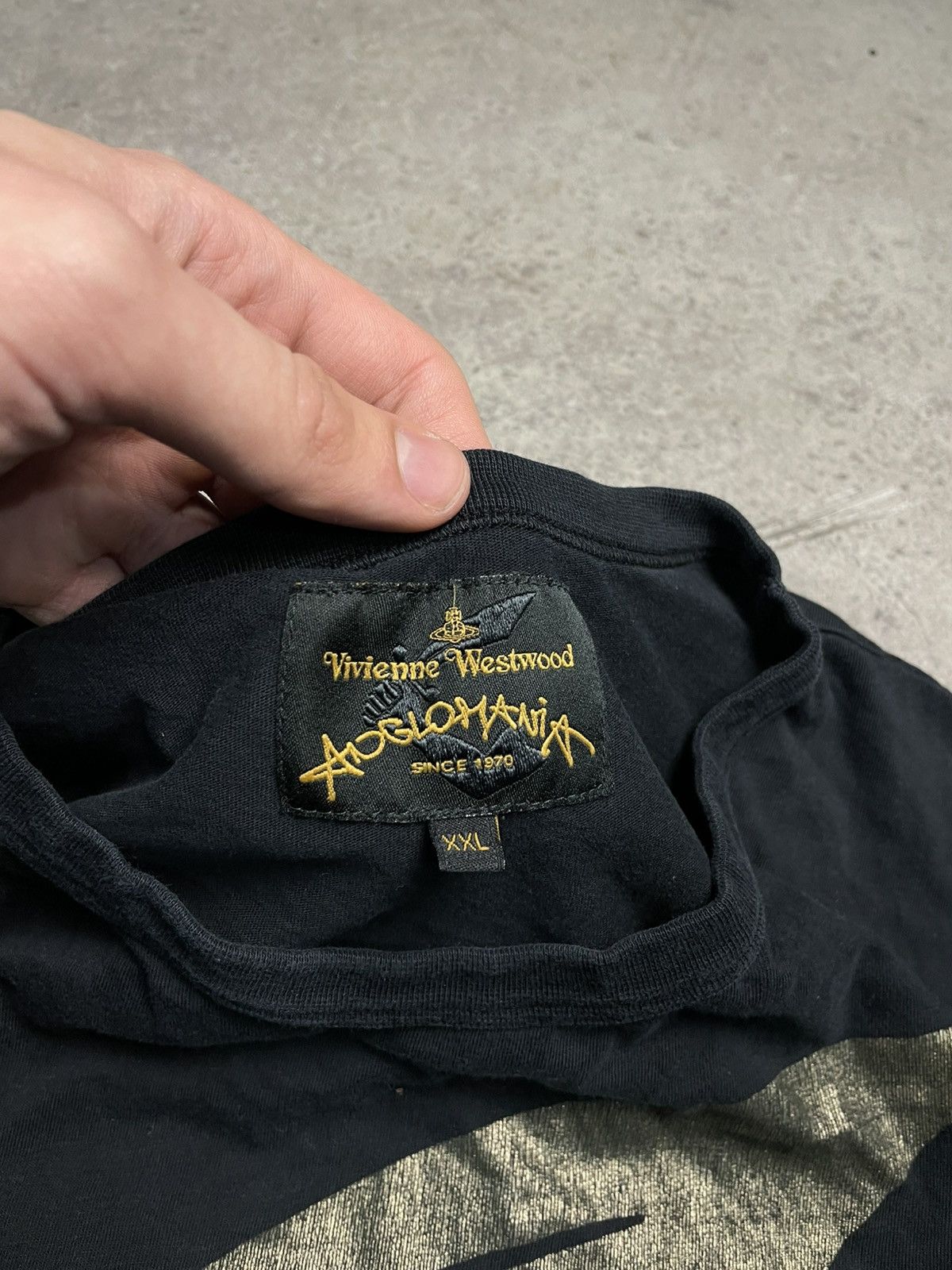 Vivienne Westwood Vivienne Westwood t-shirt big logo vintage tee Size US XXL / EU 58 / 5 - 6 Thumbnail