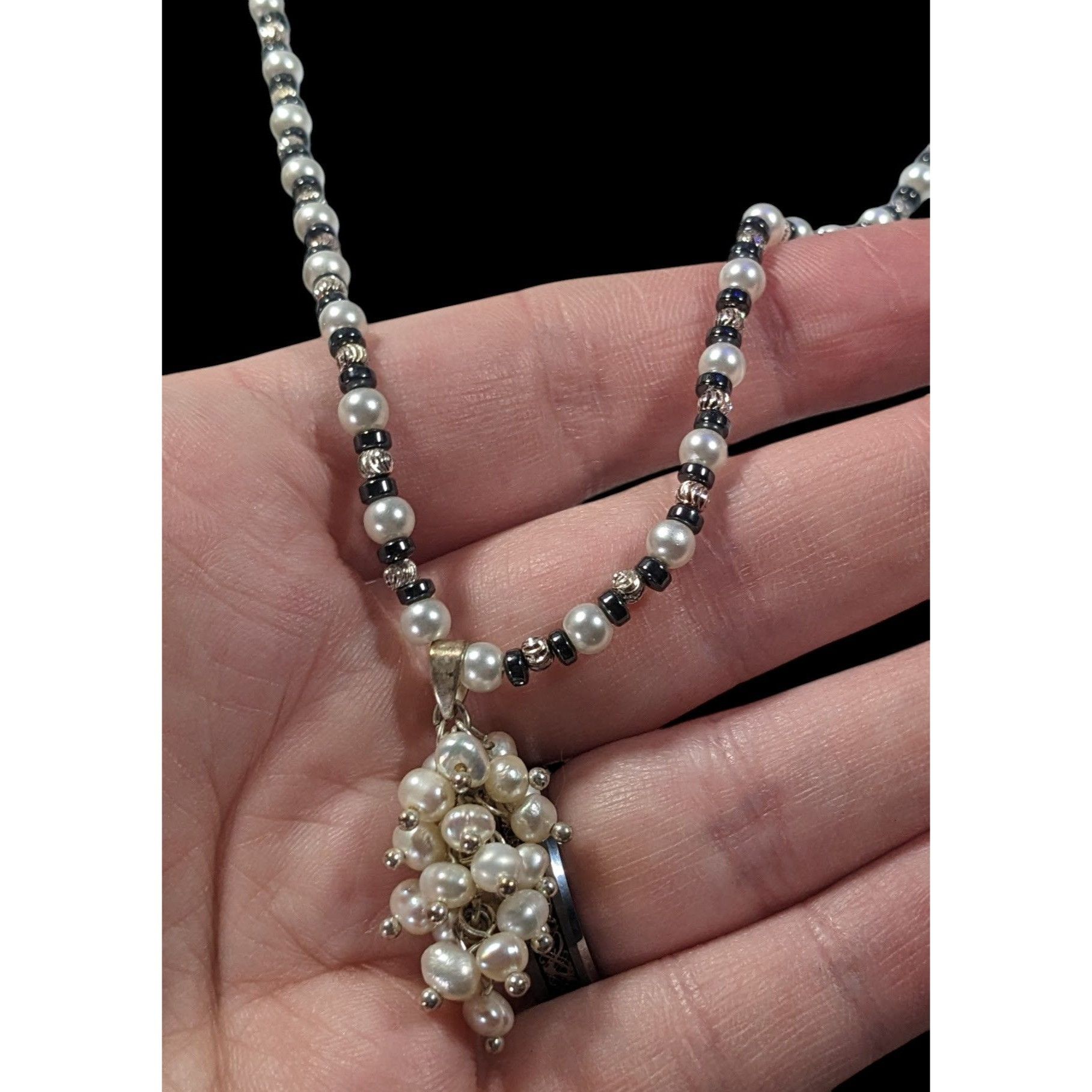 Other Handmade Whimsical Pearl And Glass Beaded Cluster Pendant Ne Size ONE SIZE - 3 Thumbnail