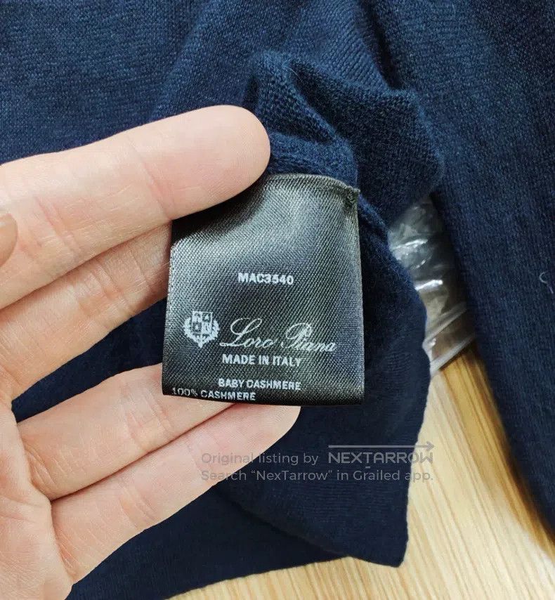 Loro Piana Loro Piana Men's navy blue collar-turned knitwear Size US M / EU 48-50 / 2 - 5 Thumbnail