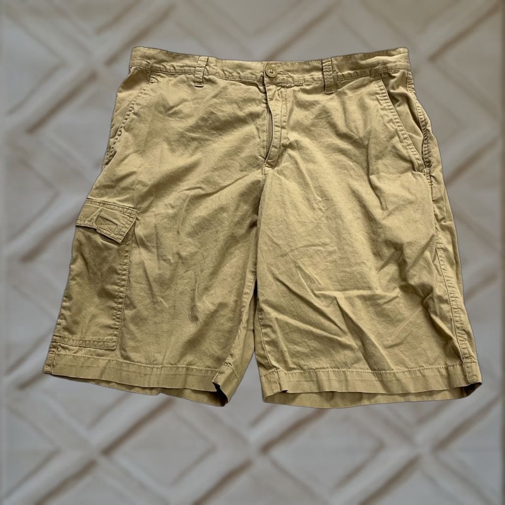 Vintage Columbia Mens Cargo Short Khaki Brown Flat Front 34x10 Outdoor Hiking Fishing Shorts Adult Regular Inseam 10 in Brown Pockets Easy Care Vintage? No. Size US 34 / EU 50 - 1 Thumbnail