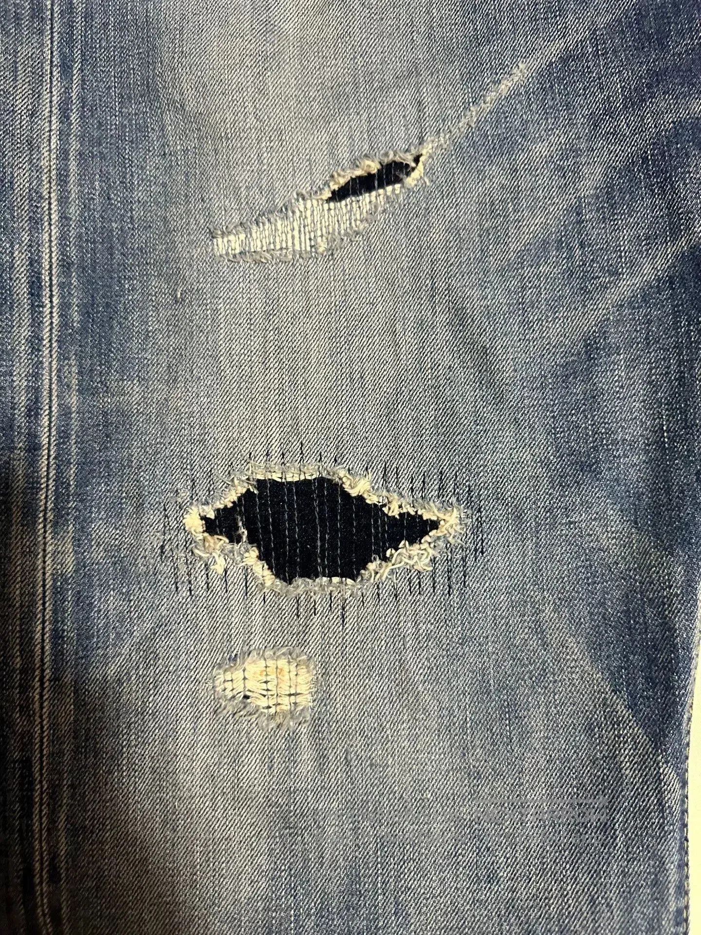 DENHAM Denham Eastwider Forward Distressed Relaxed Straight Jeans. Size US 33 - 6 Thumbnail