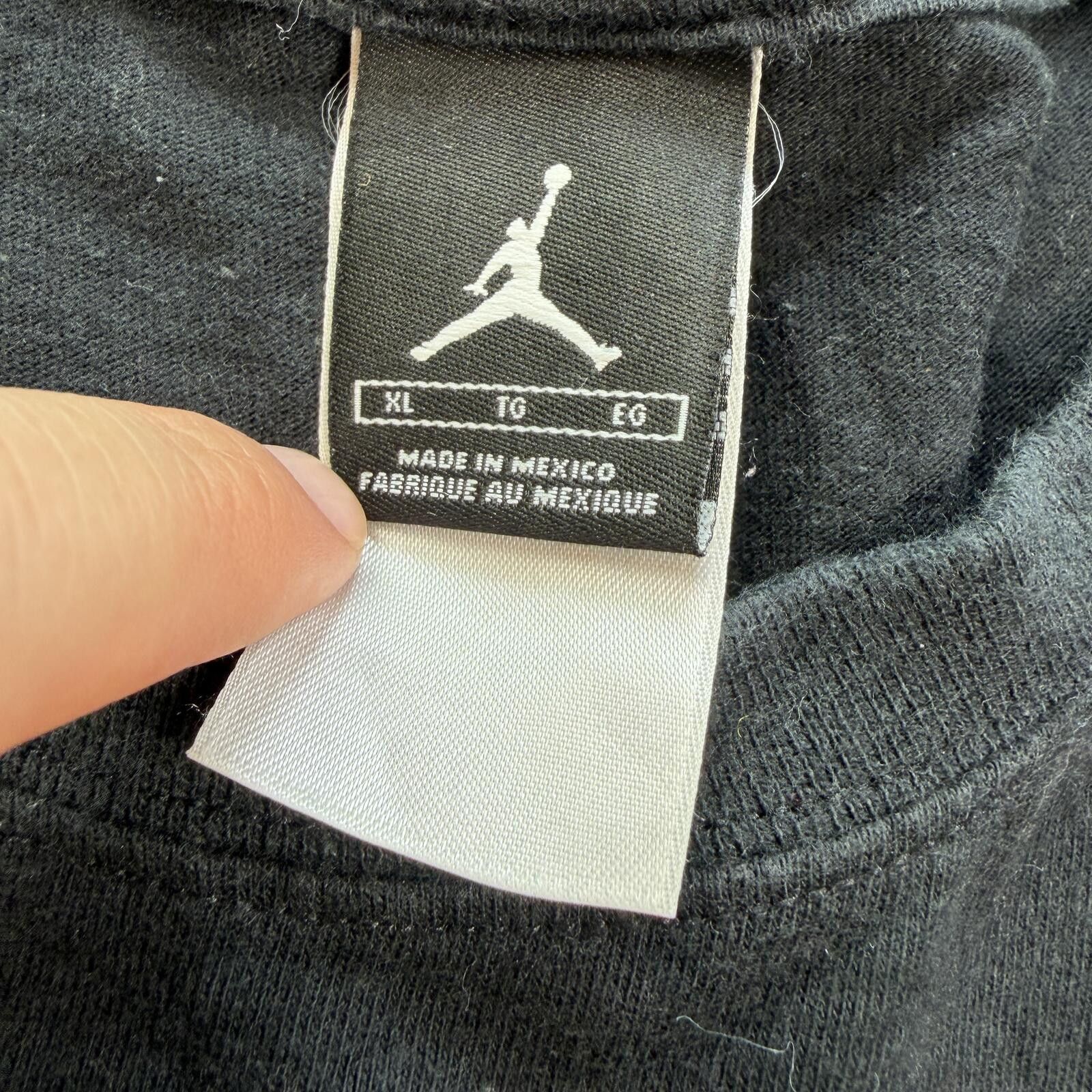 Jordan Brand Jordan Jumpman T Shirt Mens XL Black Red White Logo Nike Tee Size US XL / EU 56 / 4 - 4 Thumbnail