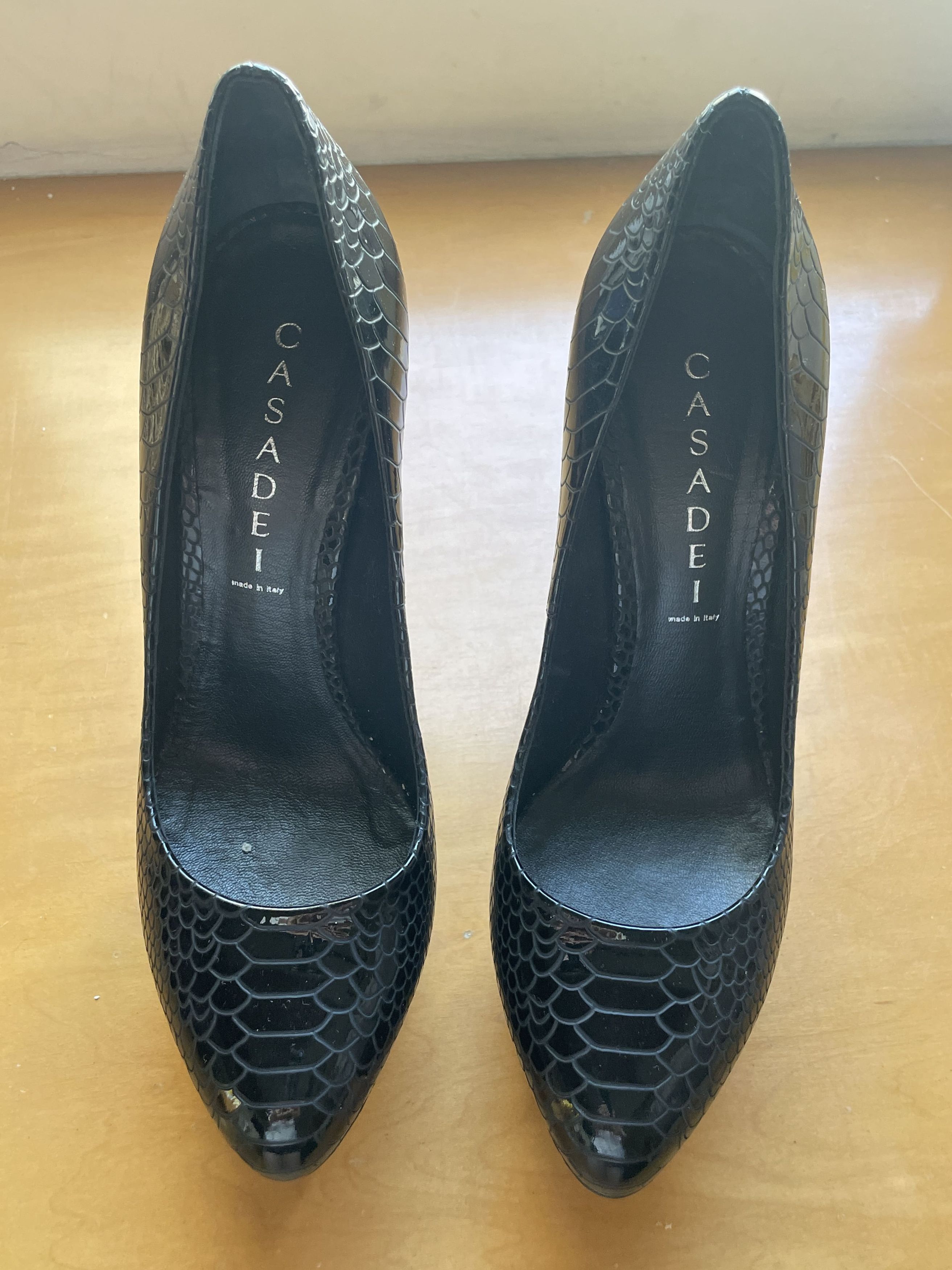 Casadei Casadei Platform Pump Black Croc Size US 6.5 / IT 36.5 - 7 Thumbnail