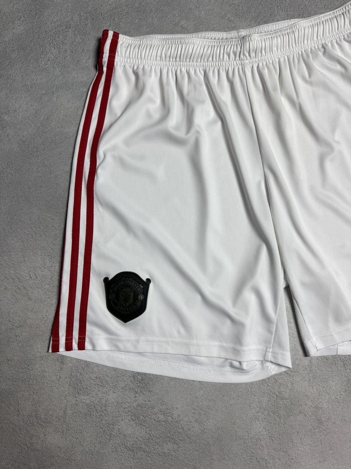 Adidas Manchester United 2019 2020 Home Football Shirts Adidas Size US 36 / EU 52 - 5 Thumbnail