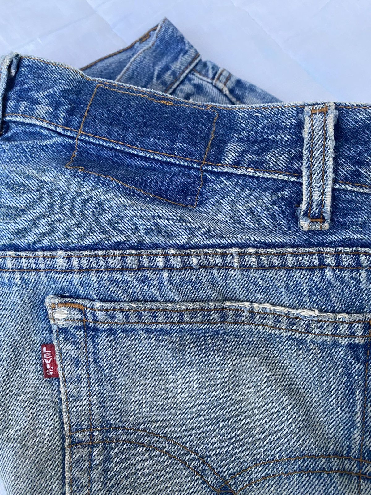 Levi's × Levi's Vintage Clothing VINTAGE LEVIS 501 USA THRASHED DISTRESS DENIM JEANS Size US 34 / EU 50 - 14 Thumbnail
